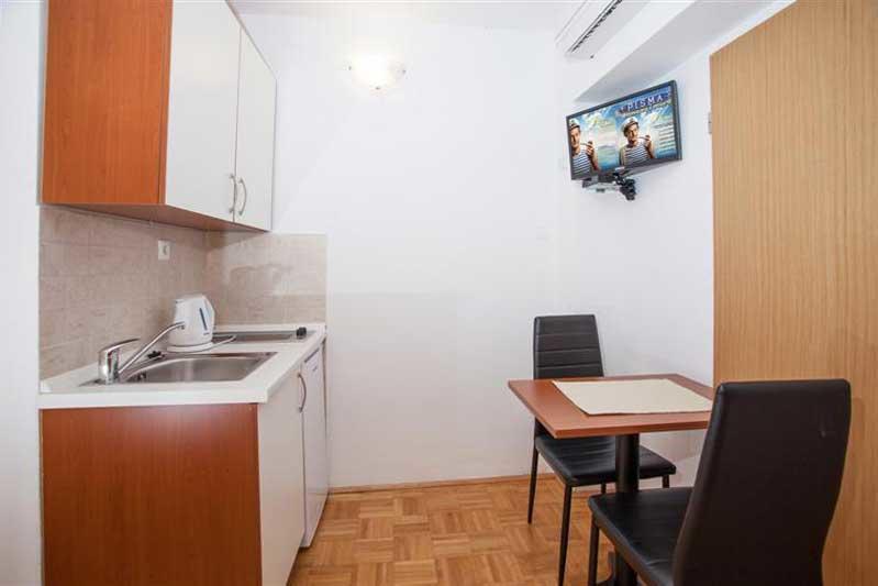 Family Apartments Marita Makarska Exterior photo