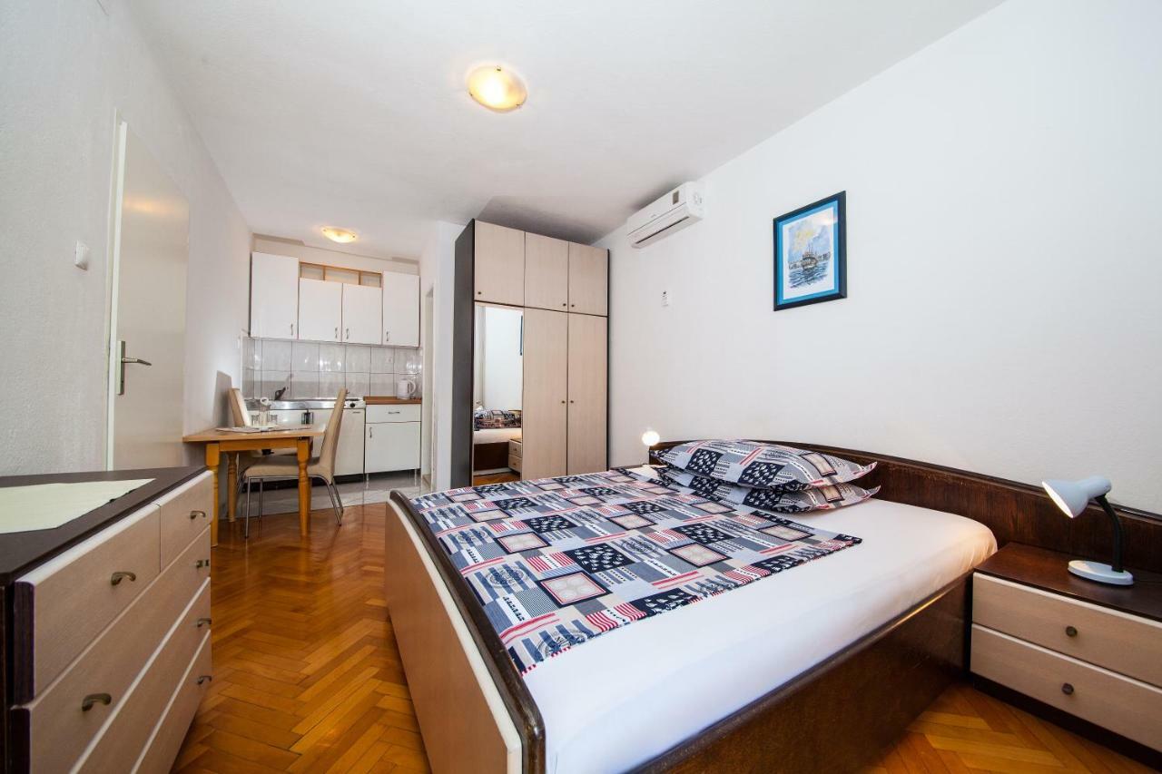 Family Apartments Marita Makarska Exterior photo